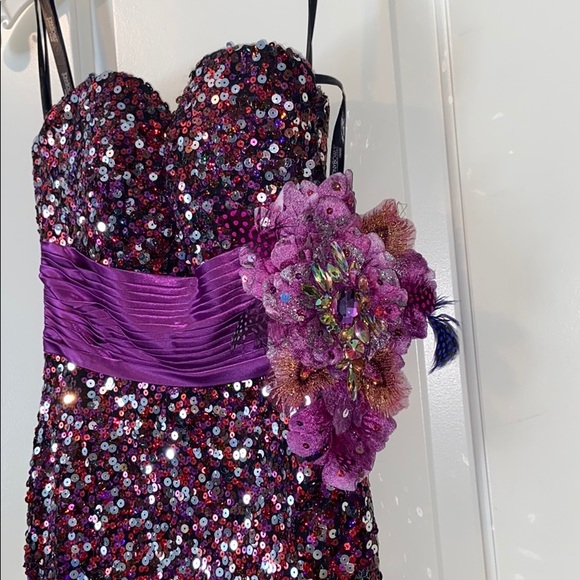 Sequin PROM dress - Picture 2 of 4